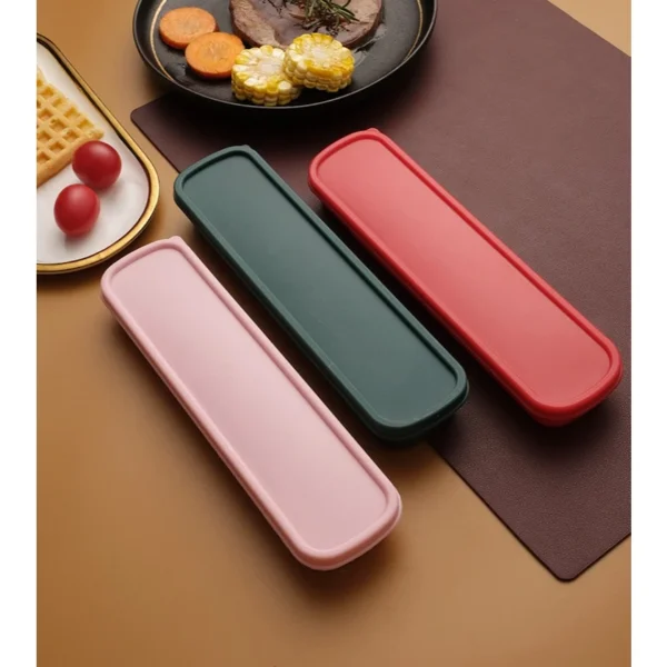 Portable cutlery  chopsticks  spoons  forks  student travel cutlery  stainless steel three piece set  single storage box